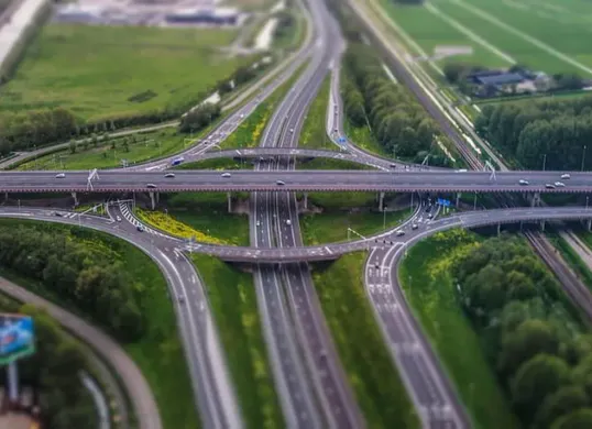 Pada Agustus 2025 mendatang tarif tol ini akan naik. (Sumber: Pinterest)