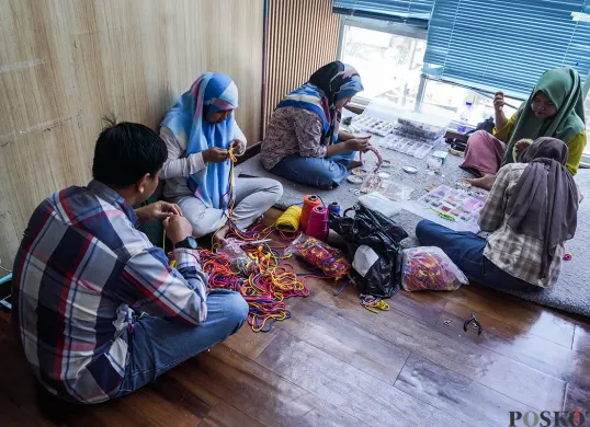 Pemberdayaan Disabilitas Pengrajin Handcraft