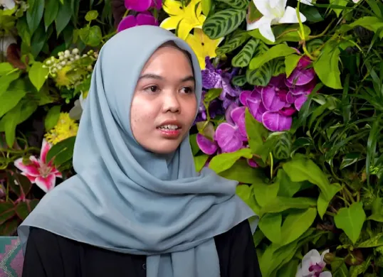 Anak korban bercerita soal kematian tragis ayahnya, Haji Sopandi. (Sumber: YouTube/Curhat Bang Denny Sumargo)