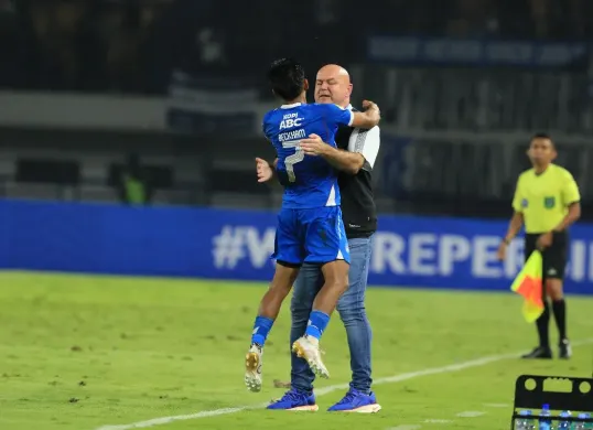 Pelatih Persib Bandung Bojan Hodak (Sumber: Poskota/Ade Mamad)