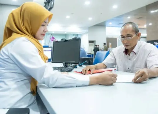 Pensiunan PNS wajib tahu! Tahun 2025, otentikasi bisa dilakukan via Andal by Taspen (swafoto) atau tatap muka di Mitra Bayar. Pastikan hak pensiun Anda cair tepat waktu. (Sumber: taspen)
