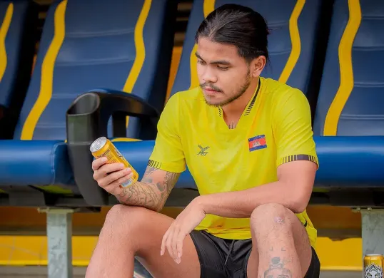 Tes Sambath, pemain Timnas Kamboja meninggal dunia setelah mengalami kecelakaan fatal. (Sumber: Instagram @tessambath)