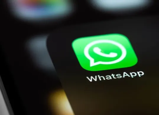 Cara membuat stiker WhatsApp. (Sumber: Pinterest)