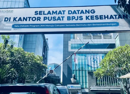 Lokasi Gedung BPJS Kesehatan Cempaka Putih, Jakarta Pusat pada Kamis, 24 April 2025. (Sumber: Poskota/Primayanti Manulu)