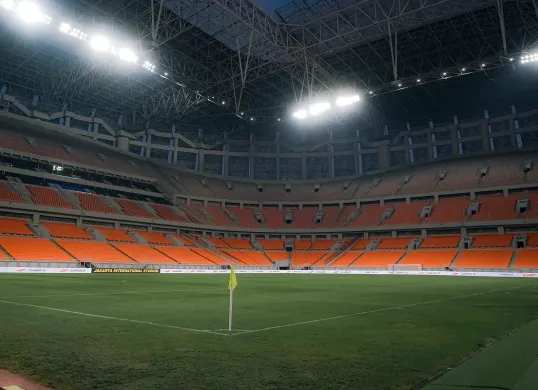 Rumput JIS rusak usai konser dikeluhkan Persija. Pramono Anung dorong Jakpro pelajari teknologi pemulihan rumput ala Singapura yang hanya butuh 5 hari. (Foto: persija.id)