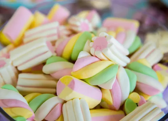 Ilustrasi. Sejumlah produk marshmallow bersertifikasi halal yang ditemukan mengandung babi. (Sumber: Pexels/Votsis Panagiotis)