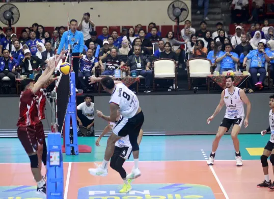 Jakarta LavAni vs Palembang Bank Sumsel Babel di laga matchday 4 final four Proliga 2025. (Sumber: Humas Proliga)