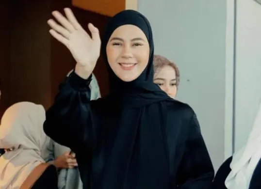 Paula Verhoeven pernah memotong gaji mantan asistennya. (Sumber: Instagram)
