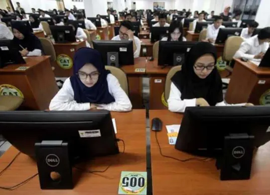 Soal tes RBB BUMN 2025 periode DPR hasil Pemilu ke-12, konsep pertahanan total, isi Agrarische Wet 1870, dan pengertian serta fungsi kronometer (Sumber: Pinterest)