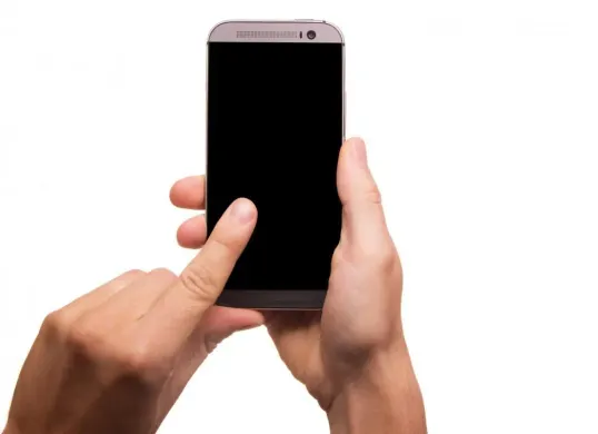 Debt collector pinjol bisa lacak lokasi dan tahu IMEI HP. Ini fakta lengkap dan cara hindari pelacakan ilegal. (Sumber: PxHere)