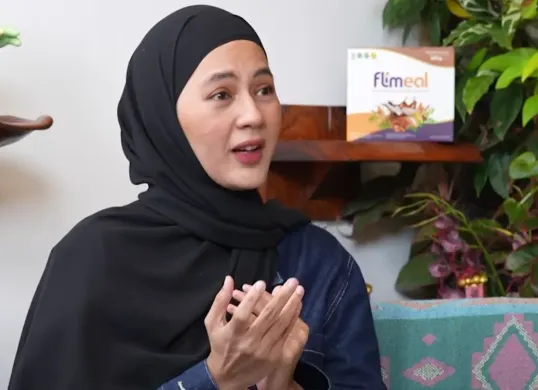 Ini kebocoran rekaman suara Paula Verhoeven dan Baim Wong di media sosial, serta pernyataan kuasa hukum Paula terkait isu "consent" (persetujuan) dalam pengambilan rekaman. (Sumber: YouTube/Curhat Bang Denny Sumargo)