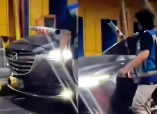 Pengendara mobil nekat menerobos pintu Tol Gayamsari, Semarang lantaran enggan membayar. (Sumber: Tangkap Layar Instagram/@jabodetabek24info)