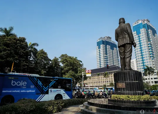 Dishub DKI Jakarta sudah menyiapkan 36 kantong parkir saat perayaan Malam Tahun Baru 2026, cek daftarnya di sini.  (Sumber: Poskota/Bilal Nugraha Ginanjar)