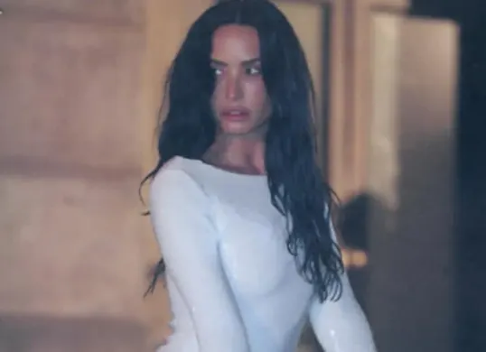 Lirik lagu Give Your Heart a Break dari Demi Lovato. (Sumber: Instagram/@ddlovato)