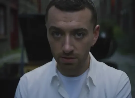 Lirik lagu Too Good At Goodbyes dari Sam Smith. (Sumber: YouTube/SAM SMITH)