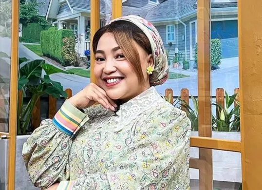 Kisah Haru Mpok Alpa: Tetap Sibuk di Dunia Hiburan Meski Didiagnosis Kanker Payudara (Sumber: Instagram)