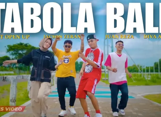 Tabola Bale menjadikannya fenomena musik viral dengan jutaan penonton di YouTube. (Sumber: Youtube/@Tampa Music ID)