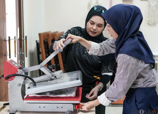 Antusiasme Warga Ikuti Pelatihan Sablon DTF