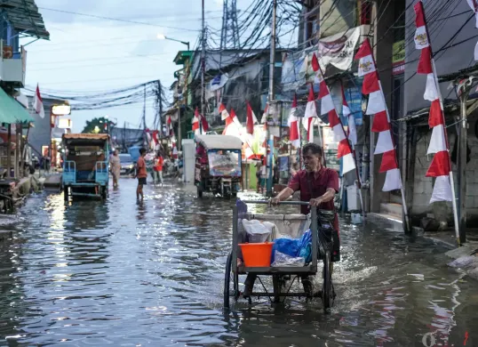 Banjr Rob Terjang Muara Angke