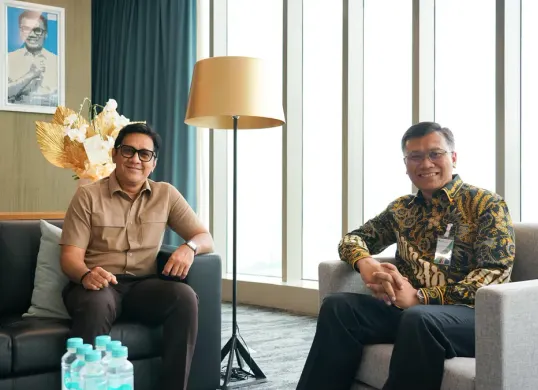 Audiensi Andre Taulany bersama Direktur Utama BPJS Ketenagakerjaan Pramudya Iriawan Buntoro (Sumber: Dok. BPJS Ketenagakerjaan)