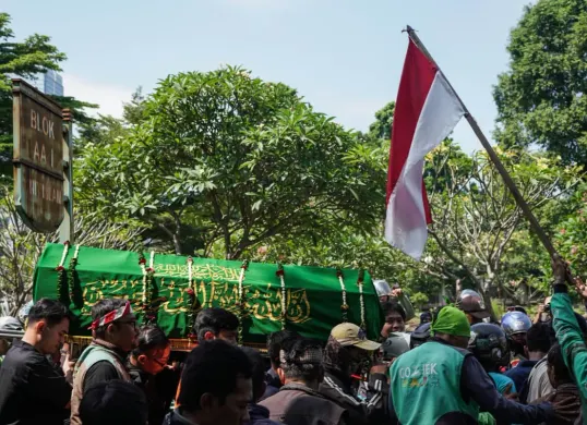 Pemprov DKI Jakarta fasilitasi pemakaman Affan Kurniawan (Sumber: Poskota/Bilal Nugraha Ginanjar)