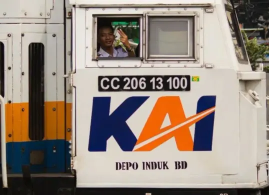 Kuota Terbatas! Dapatkan segera diskon 25 persen tiket Argo Bromo, Taksaka, Gajayana dan 252 perjalanan KA lain untuk Nataru. Promo hanya berlaku 25-31 Desember 2025. (Sumber: Dok/PT KAI)