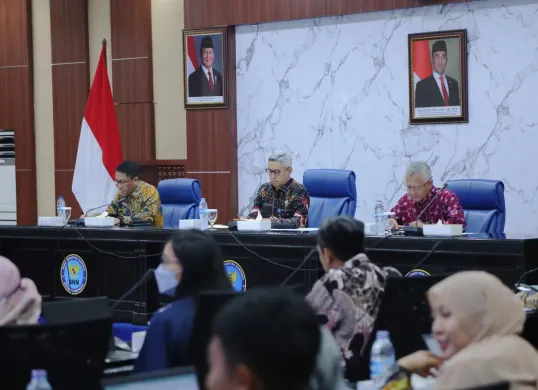 Monitoring dan evaluasi (Monev) pelaksanaan rencana aksi Reformasi Birokrasi (RB) untuk memastikan seluruh target kinerja dapat terpenuhi tepat waktu. (Sumber: Biro Humas dan Protokol BNN)