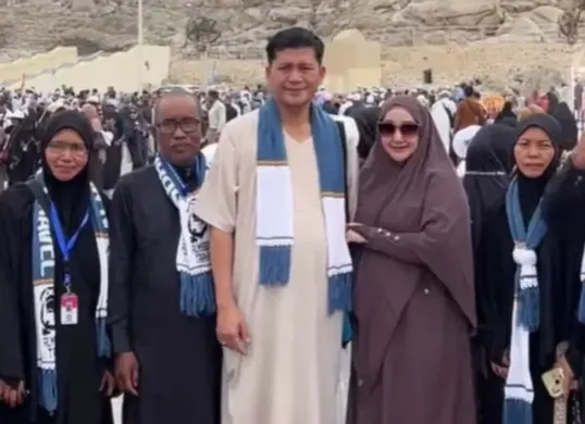 Bupati Aceh Selatan, Mirwan MS pergi umrah saat bencana melanda daerahnya. (Sumber: Instagram)