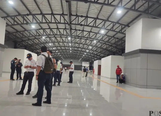 Suasana di Stasiun KAI Rangkasbitung, Lebak. (Sumber: Poskota | Foto: Samsul Fatoni)