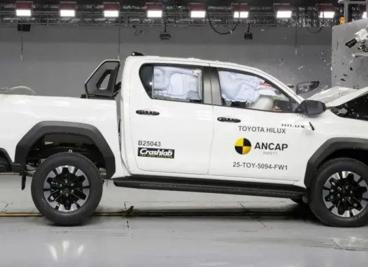 Tes ANCAP Toyota Hilux Generasi Terbaru. (Sumber: ANCAP)