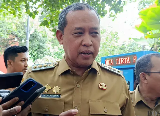 Wali Kota Bekasi, Tri Adhianto. (Sumber: Poskota/Nurpini Aulia Rapika)