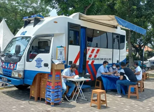 Ilustrasi. SIM keliling Jakarta kembali melayani perpanjangan dengan dispensasi khusus pasca libur Imlek. (Sumber: Korlantas Polri)