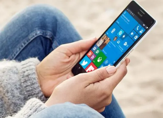 Cara ubah tampilan HP Android jadi iPhone. (Sumber: Pinterest/Digital Trends)