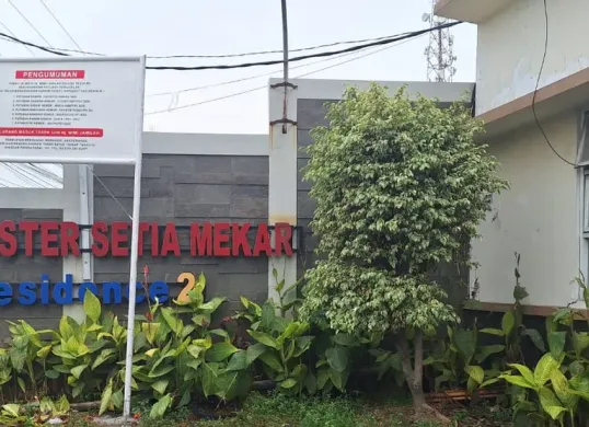 Lokasi perumahan terkait eksekusi pengosongan oleh PN Cikarang di Cluster Setia Mekar di Tambun Utara, Kabupaten Bekasi. Minggu, 3 Februari 2025. (Sumber: Poskota/Ihsan Fahmi)