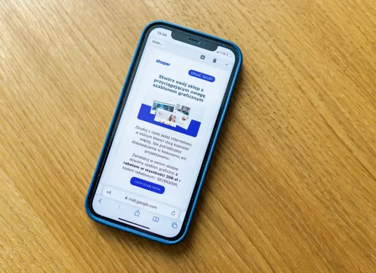 Cara mengecek garansi iPhone (Sumber: Pexels/Shoper.pl)
