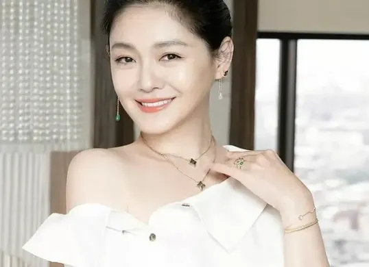 Artis Taiwan Barbie Hsu Meninggal Dunia (Sumber: Vnexpress)