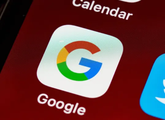 Cara mengembalikan akun google yang hilang (Sumber: Pexels/Brett Jordan)