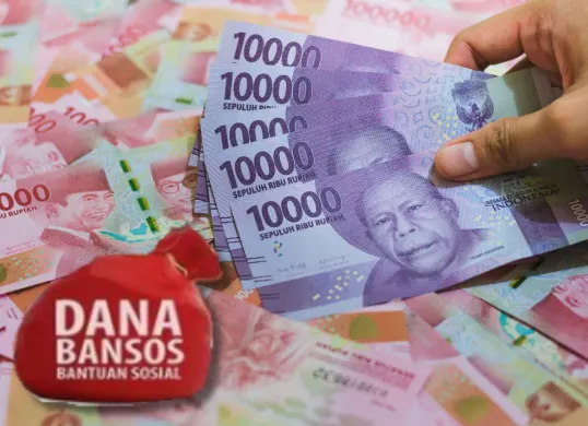 Pencairan saldo dana bansos PKH dan BPNT terkendala di beberapa daerah. (Sumber: Poskota/Adam Taqwa Ganefin)