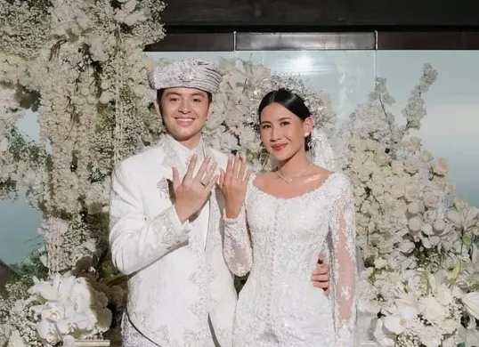 Angga Yunanda dan Shenina Cinnamon menikah. (Sumber: Instargram Angga Yunanda)
