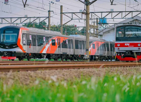 Rangkaian KRL baru melakukan uji dinamis rute Bogor-Jakarta Kota. (Sumber: Dok. KAI Commuter)