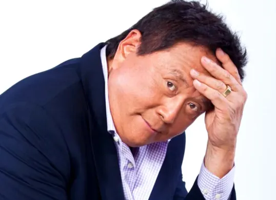 Potret Robert Kiyosasi yang memberikan daftar investasinya di tahun 2025. (Sumber: X/@theRealKiyosaki)