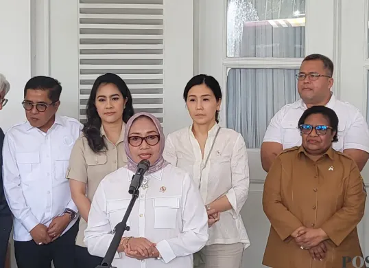 Menteri Pemberdayaan Perempuan dan Anak (PPPA), Arifah Fauzi. (Sumber: Poskota/Pandi Ramedhan)