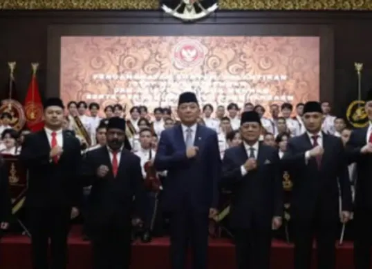 Deddy Corbuzier resmi dilantik menjadi stafsus Menhan. (Sumber: Instagram @officialsjafrie.sjamsoeddin)