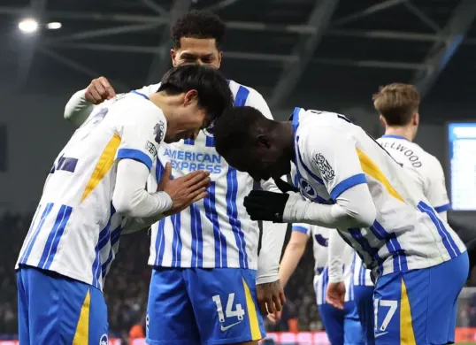 Brighton sukses menumbangkan Chelsea secara telak 3-0 di Stadion Falmer, Sabtu, 15 Februari 2025, dini hari WIB. (Sumber: X/@OfficialBHAFC)