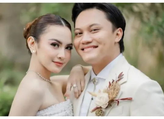 Rizky Febian dan Mahalini dikaruniai anak perempuan pertama, silakan simak arti namanya. (Sumber: Instagram @mahaliniraharja)