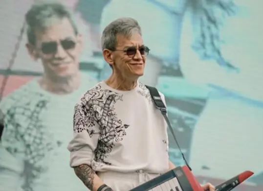 Musisi legendaris, Fariz RM yang terjerat kasus narkoba 4 kali. (Sumber: Instagram/@crossroads_offc)