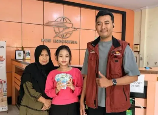Bansos tunai yang cair hari ini Jumat, 7 Maret 2025. (Sumber: Instagram/@pkh.ilham)