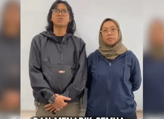 Novi Citra Indriyati, atau yang lebih dikenal sebagai Twister Angel, vokalis band Post-Punk asal Purbalingga, Sukatani. (Sumber: Instagram/@sukatani.band)