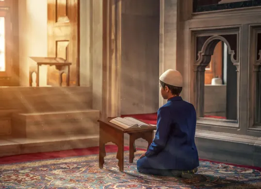 Persiapan menyambut bulan Ramadhan, tips menjalankan One Day One Juz (Sumber: Pexels/Abdullah Ghatasheh)