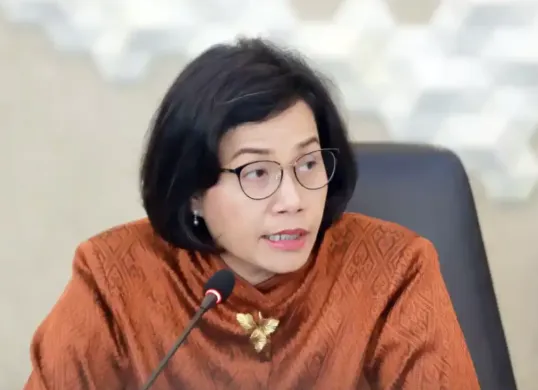 ASN menerima berbagai tunjangan menarik dari APBN, termasuk gaji pokok dan THR tahunan. (Sumber: Instagram/@smindrawati)